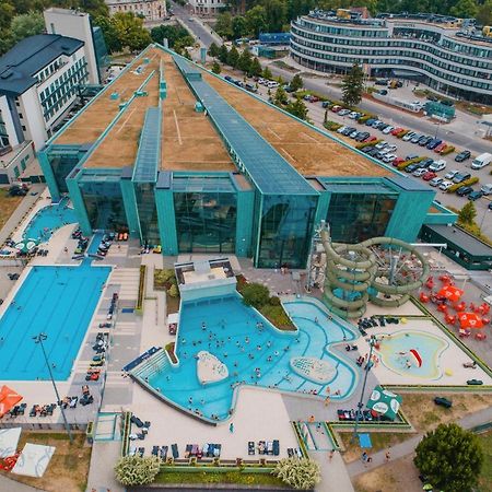 Portobello Wellness & Yacht Hotel Esztergom Ngoại thất bức ảnh