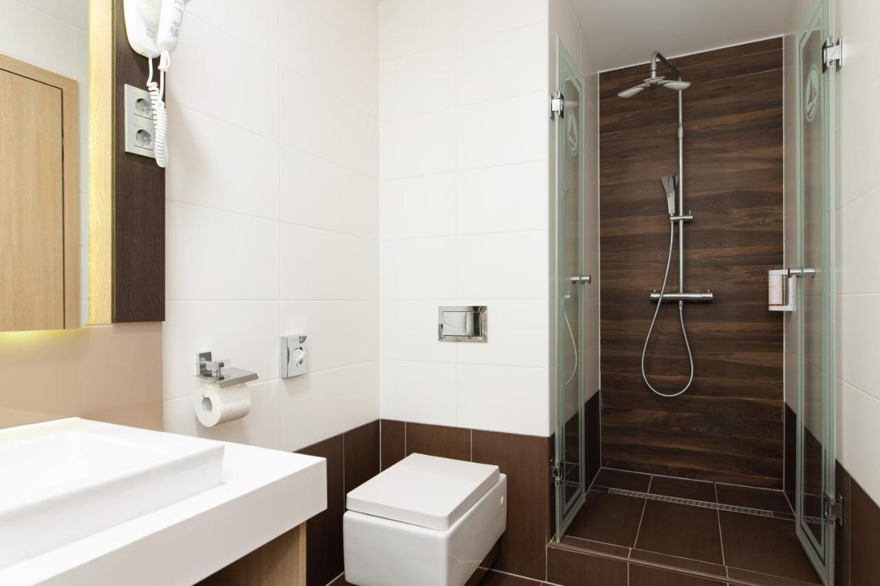 Portobello Wellness & Yacht Hotel Esztergom Ngoại thất bức ảnh