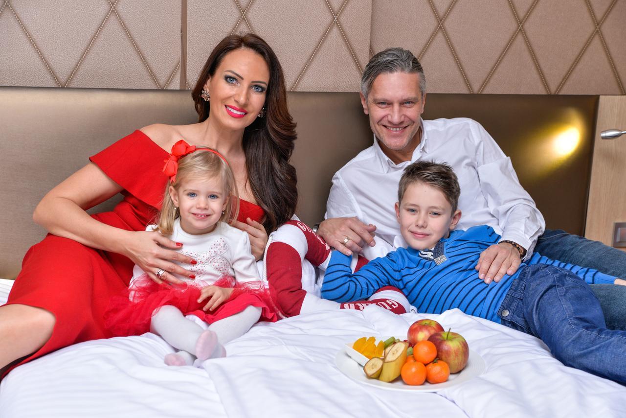 Portobello Wellness & Yacht Hotel Esztergom Ngoại thất bức ảnh